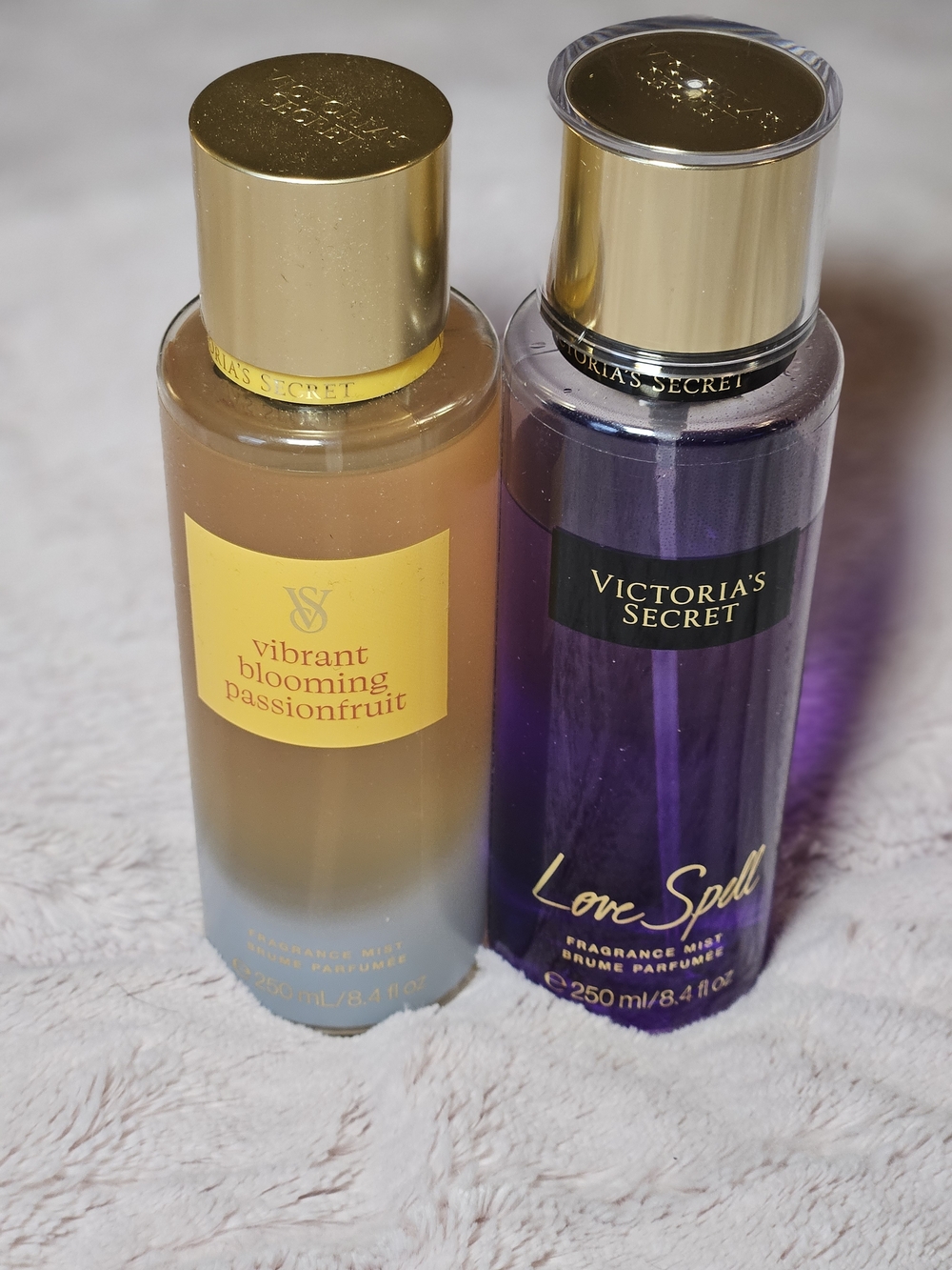 Victoria's Secret 4 Body Sprays - Picture 3 of 3